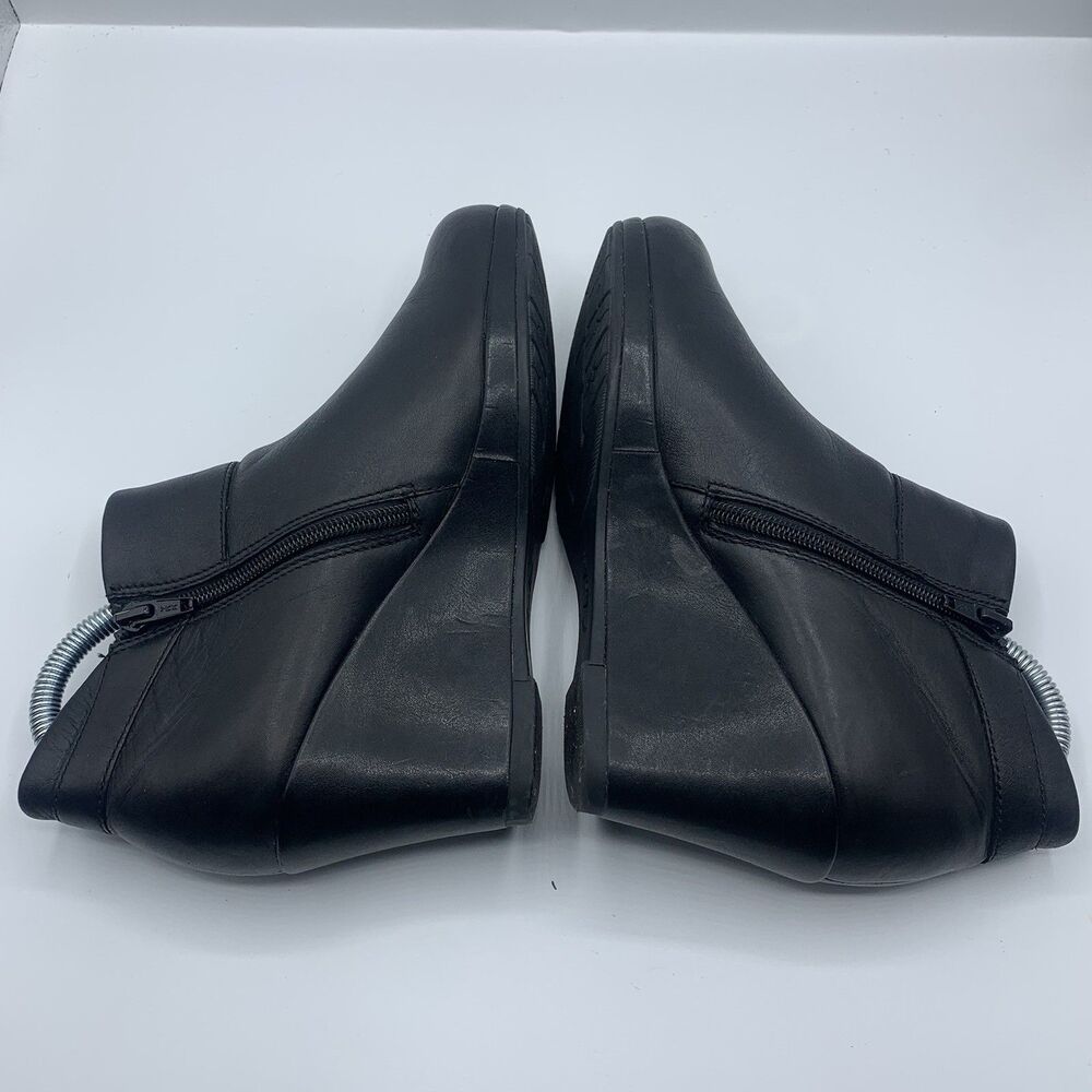 Clarks Womens Camryn Fiona Boot Size 7 M Black Leather Wedge Heel Bootie Comfy - Picture 4 of 7